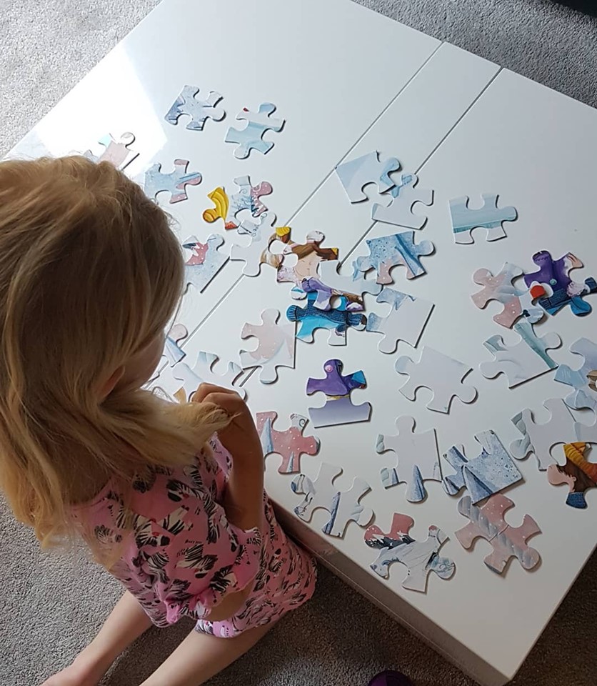 60786160_325877481438238_4495830224805560320_n