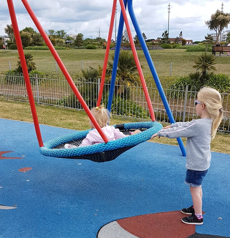 61432995_328234671202519_2177254583179411456_n